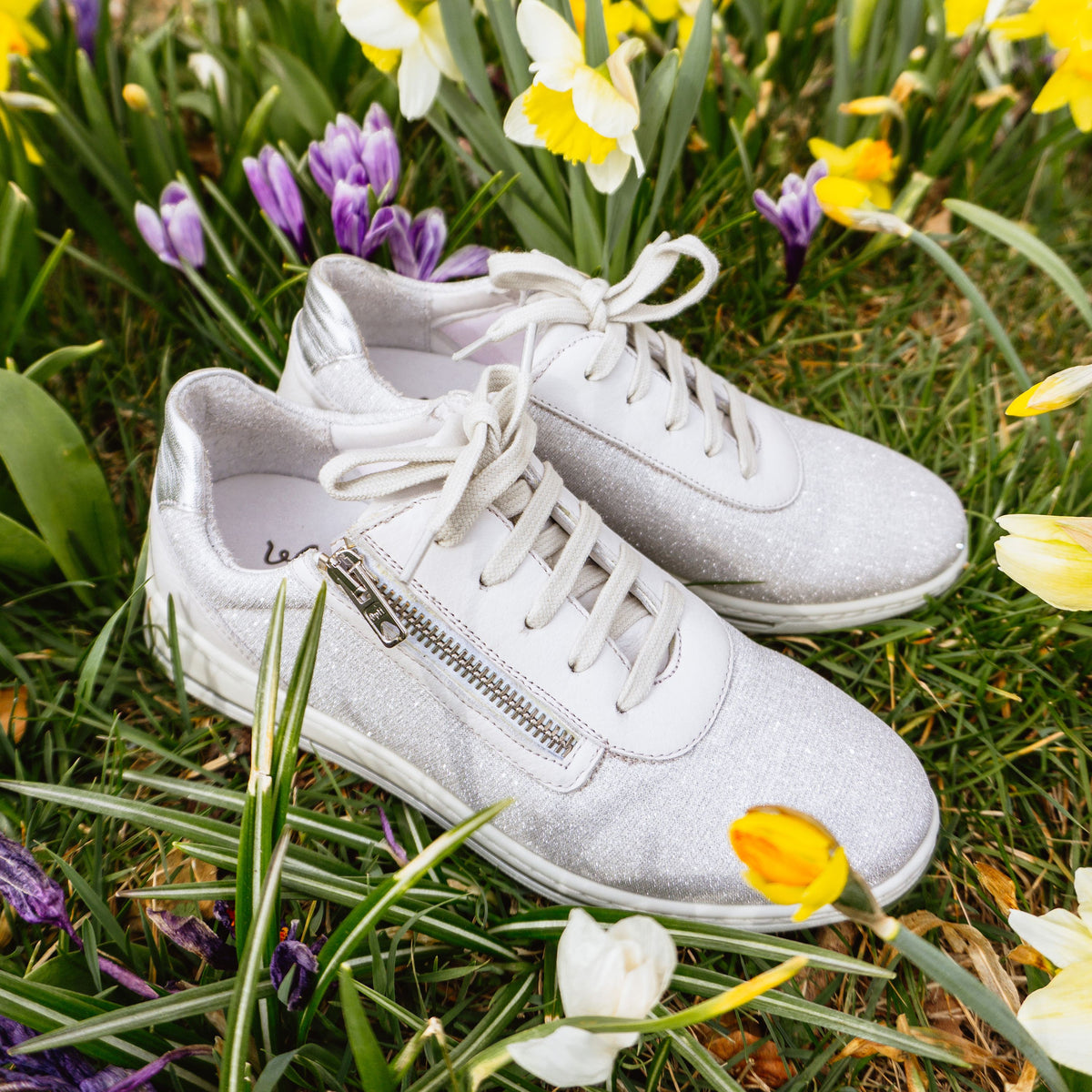 Damsneakers i läder Irma vit