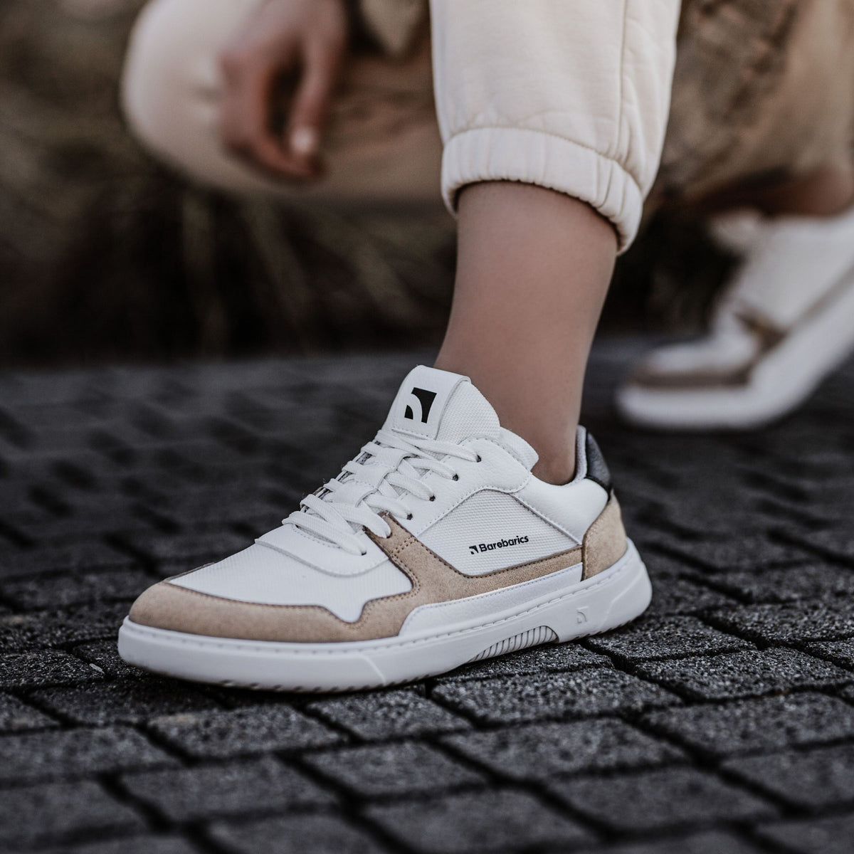 Barfotasneakers Barebarics Zing vit/beige