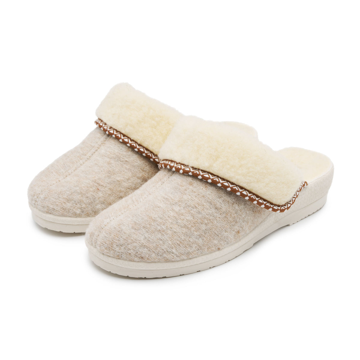 Damulltofflor med kilklack beige