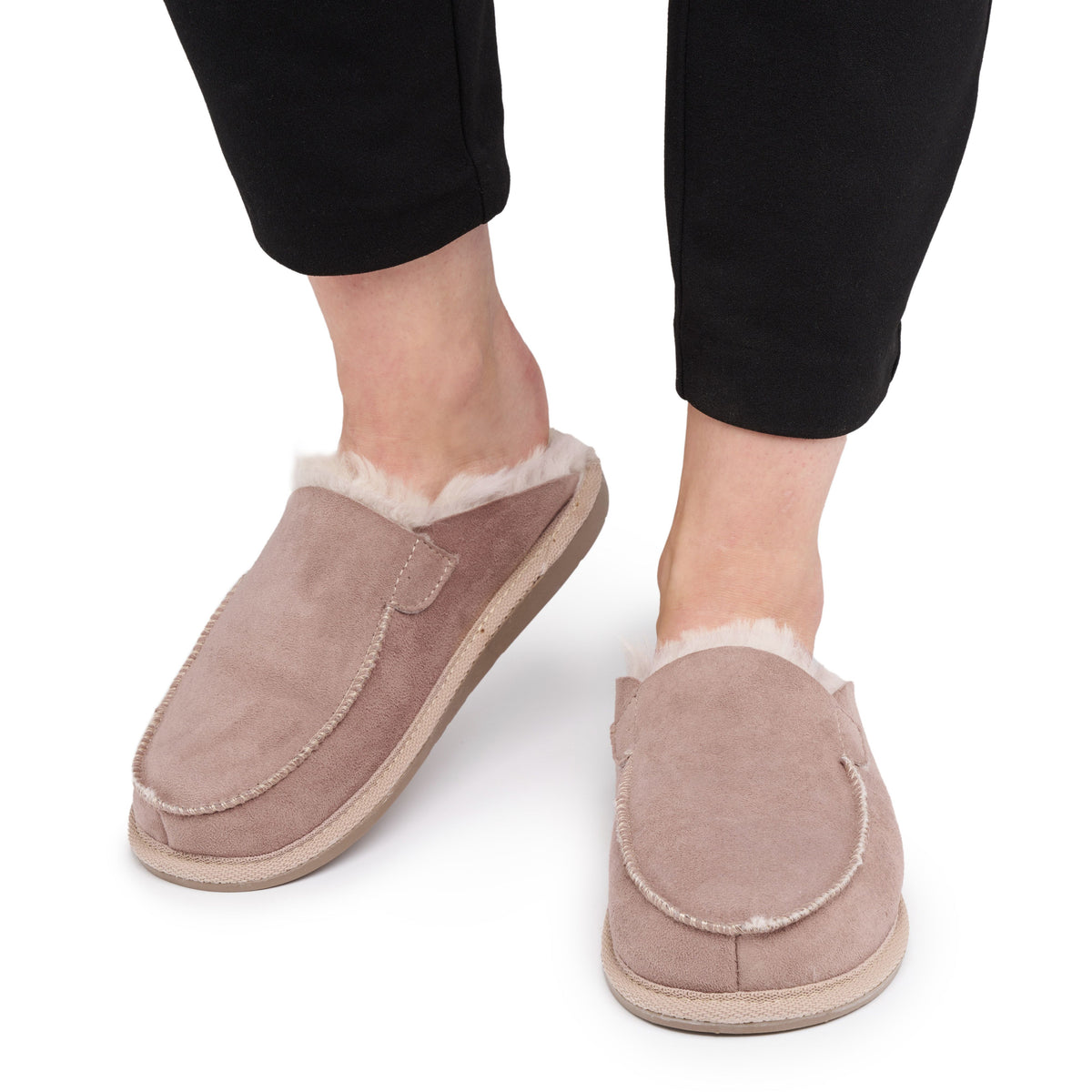 Damlädertoefflor med fårull Erika beige