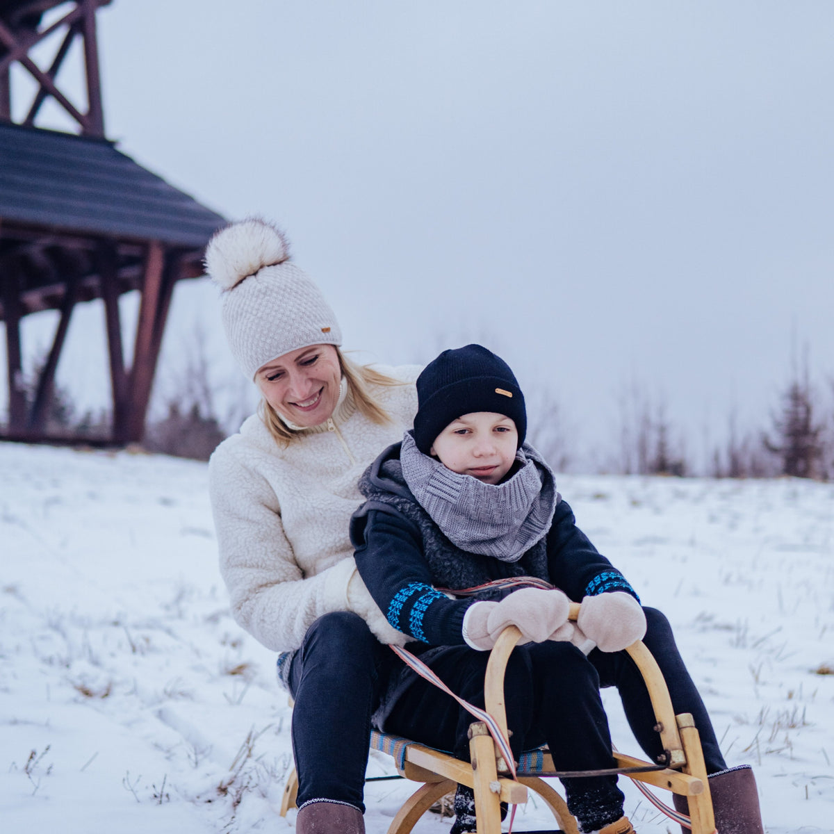 Ullmössa med foder Bubbles naturvit