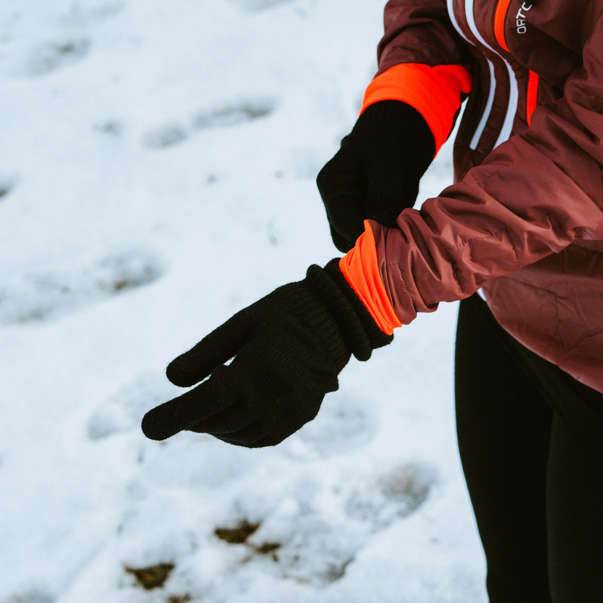 Fingerhandskar i merinoull svart
