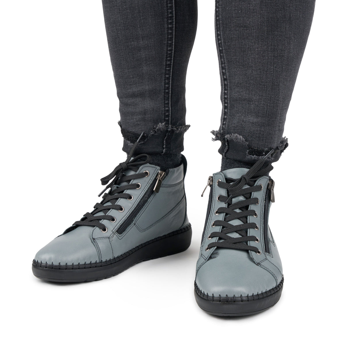 Damankelsneakers i läder med dragkedja Marla grå