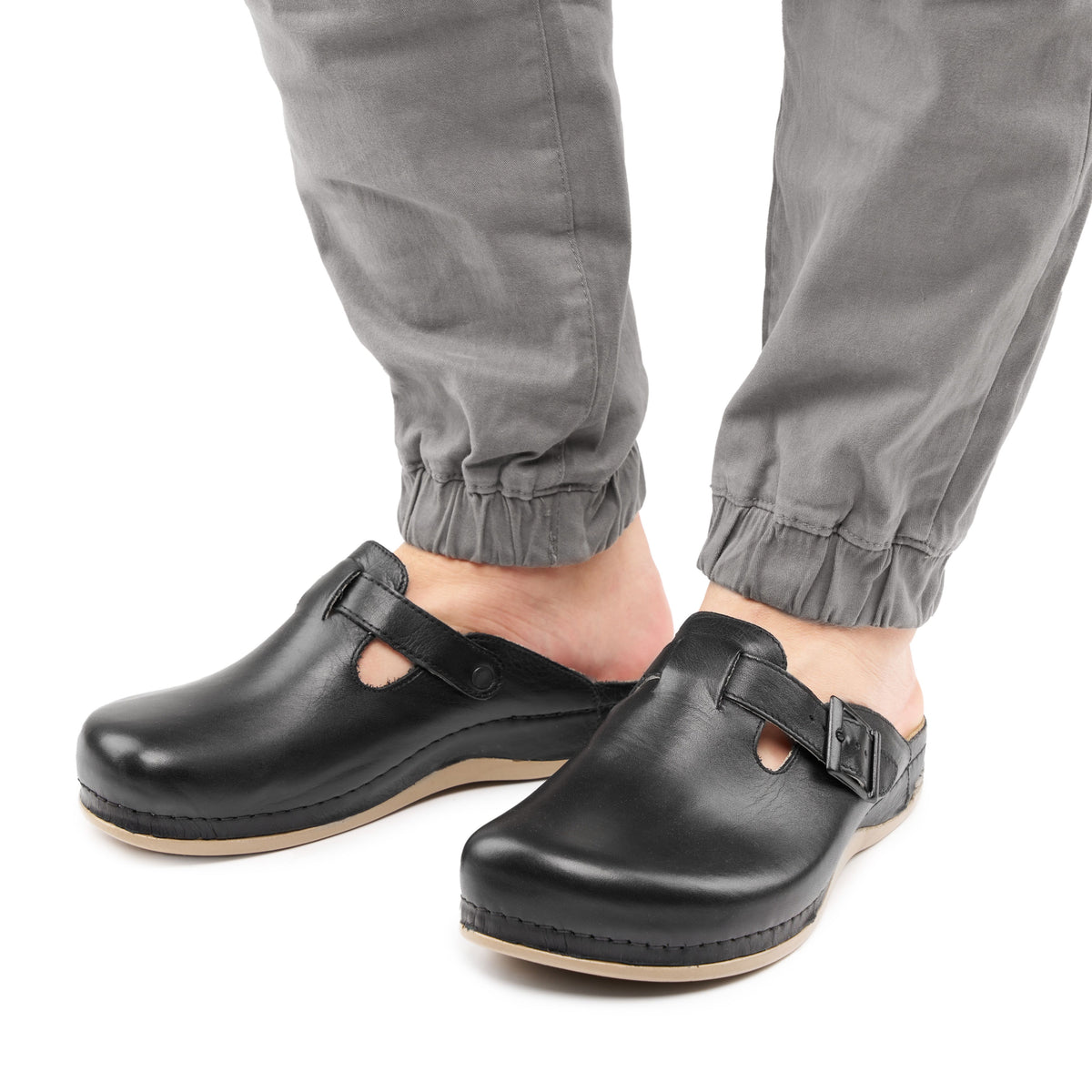 Herr läderslip-in-tofflor Leos svart