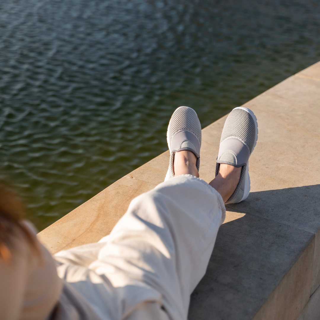 Ventilerande gelsneakers för dam grå