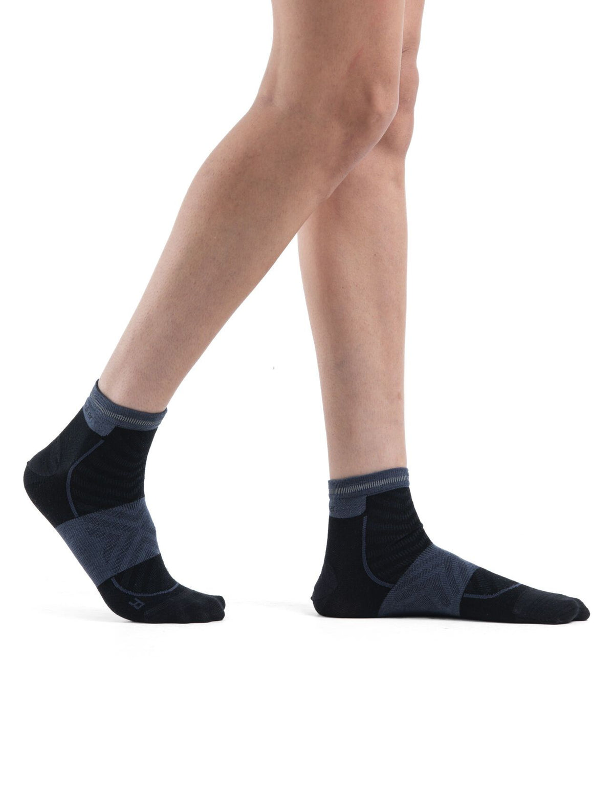 Strumpor Merino Blend Run Ultralight Mini Icebreaker grafit