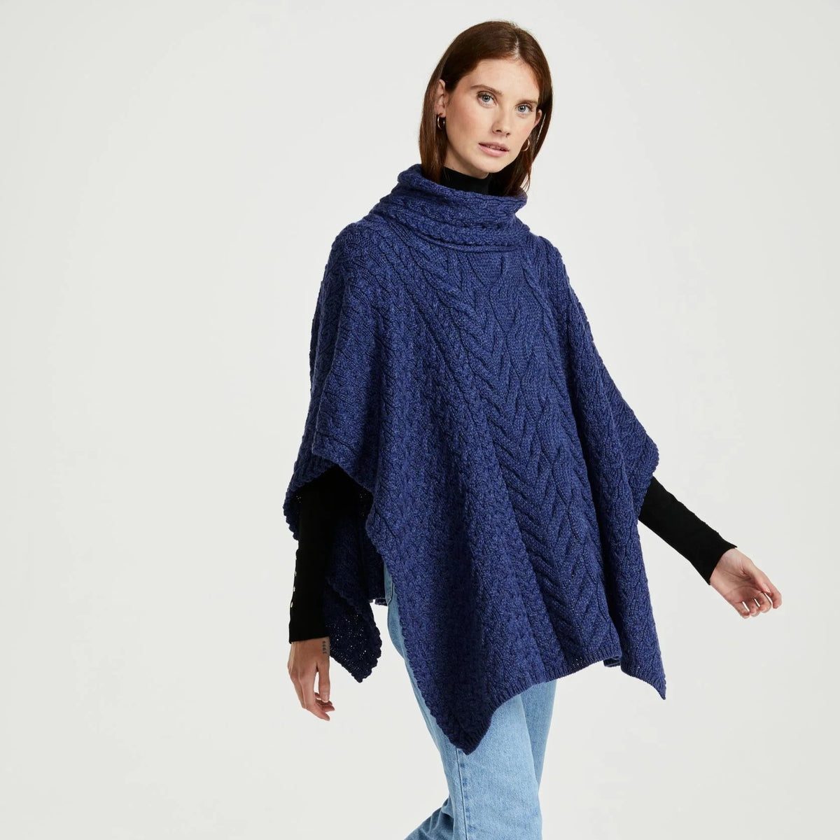 Ullponcho Supersoft merinoull med krage mörkblå