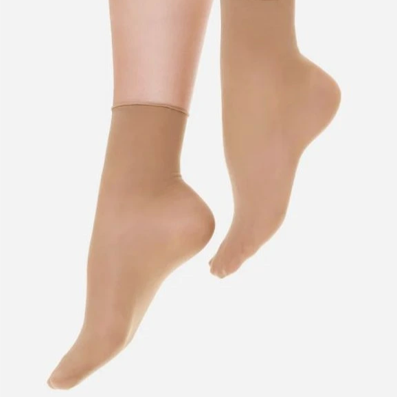 Dam nylonstrumpor 15 DEN med lös mudd hudfärgad