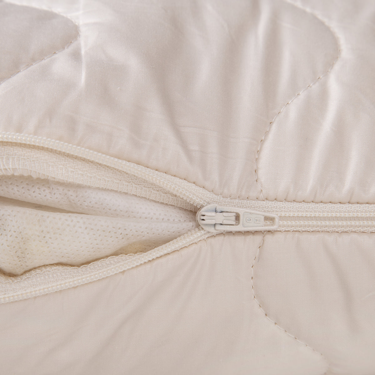Premium barnkudde av fårull 55x35