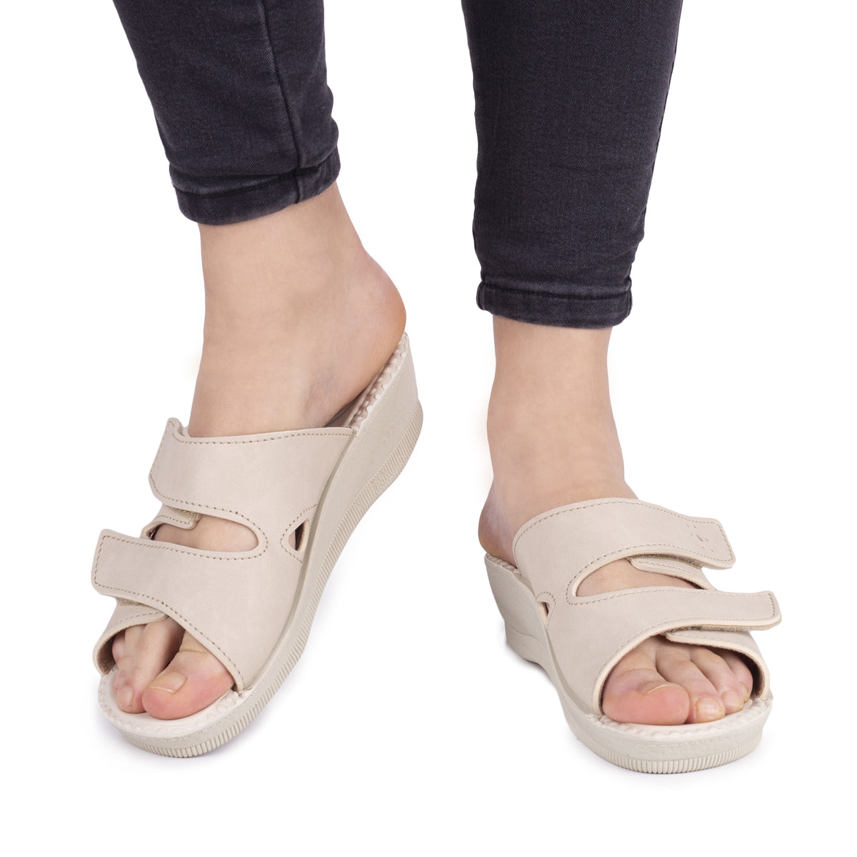 Gel-slip-in-tofflor för dam med kilklack Milena beige