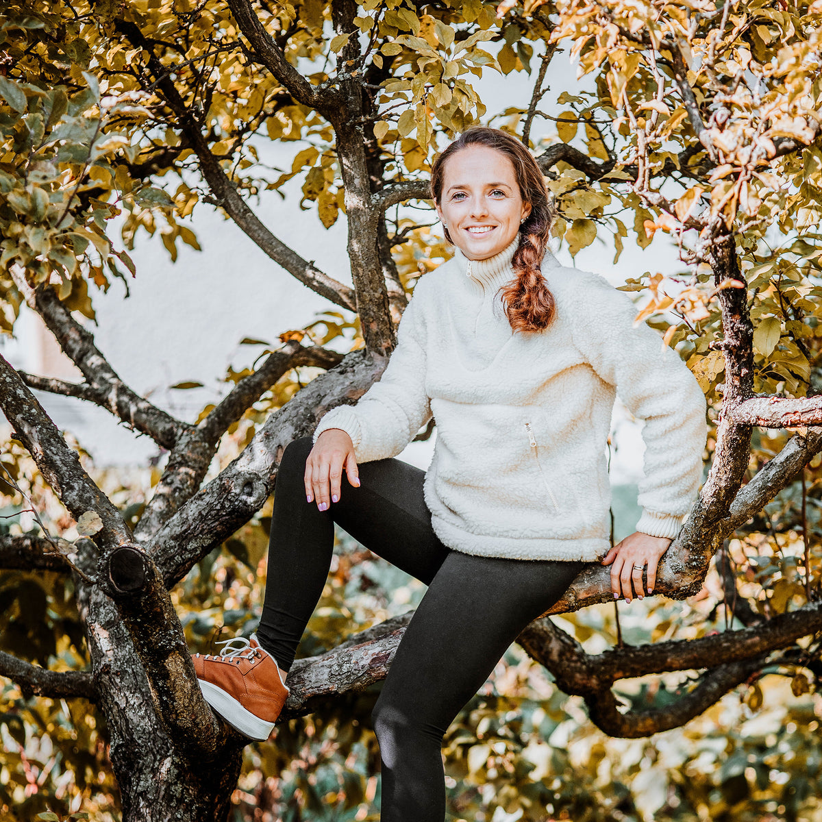 Damhuvtröja av fårull känguruficka natur
