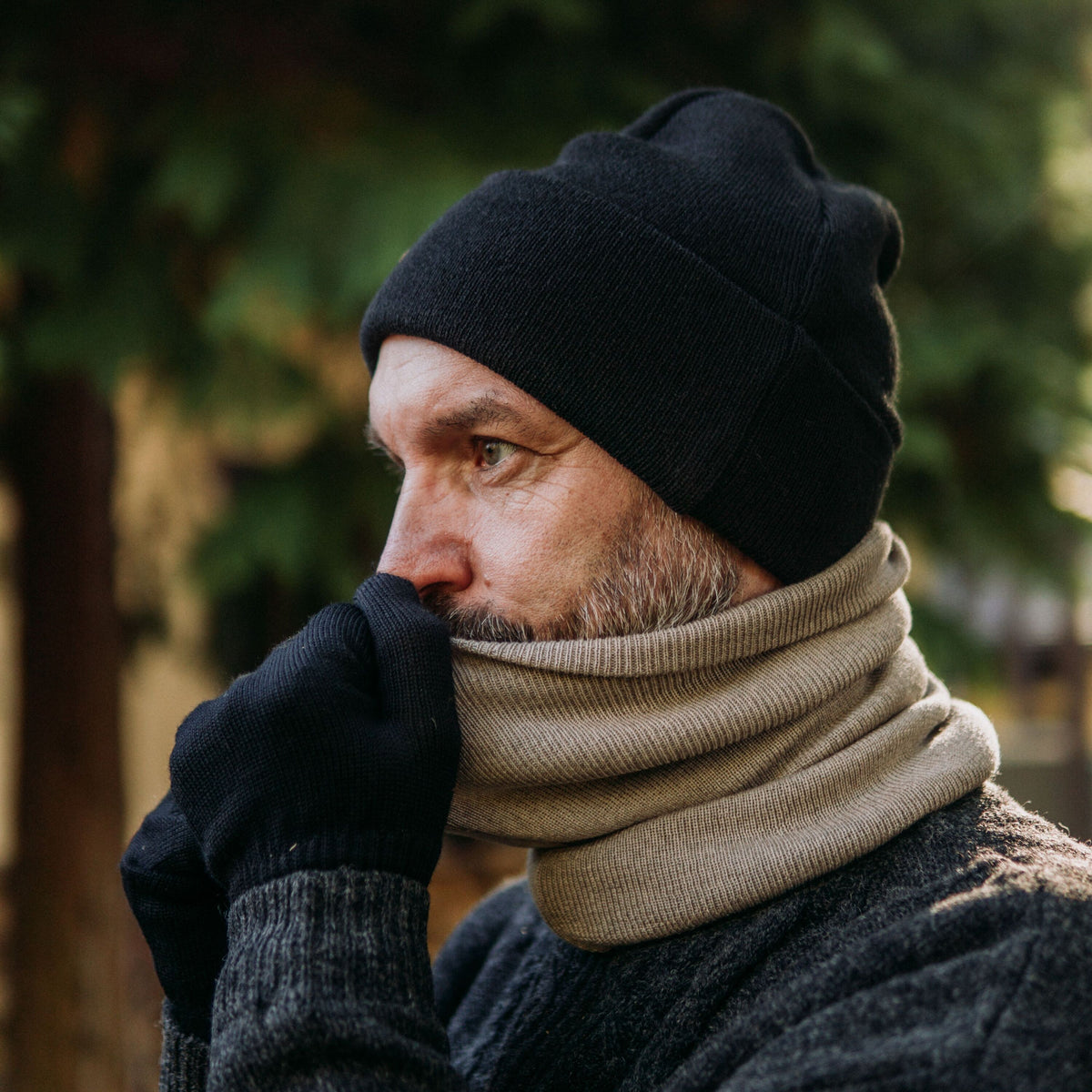 Mössa med fårull Nicolas svart