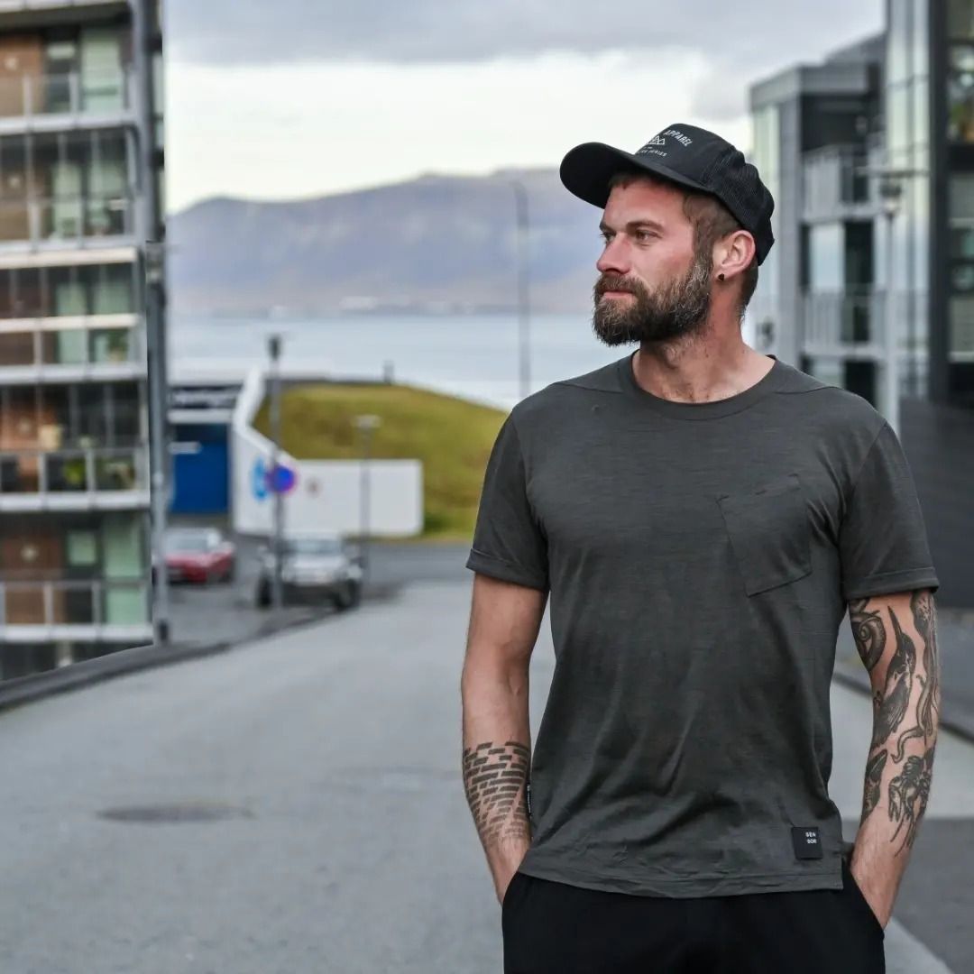 Herr-T-shirt Sensor Merino Air Traveller olivgrön
